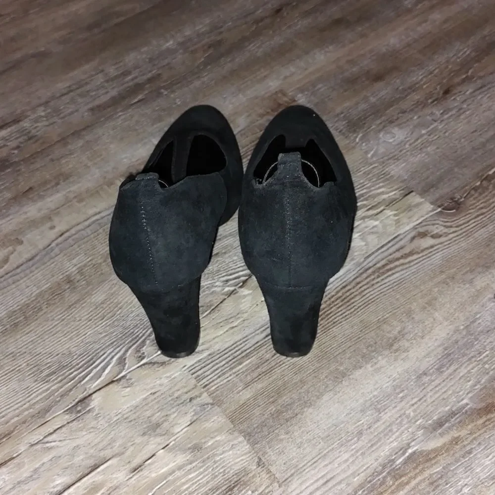 Bijou black suede